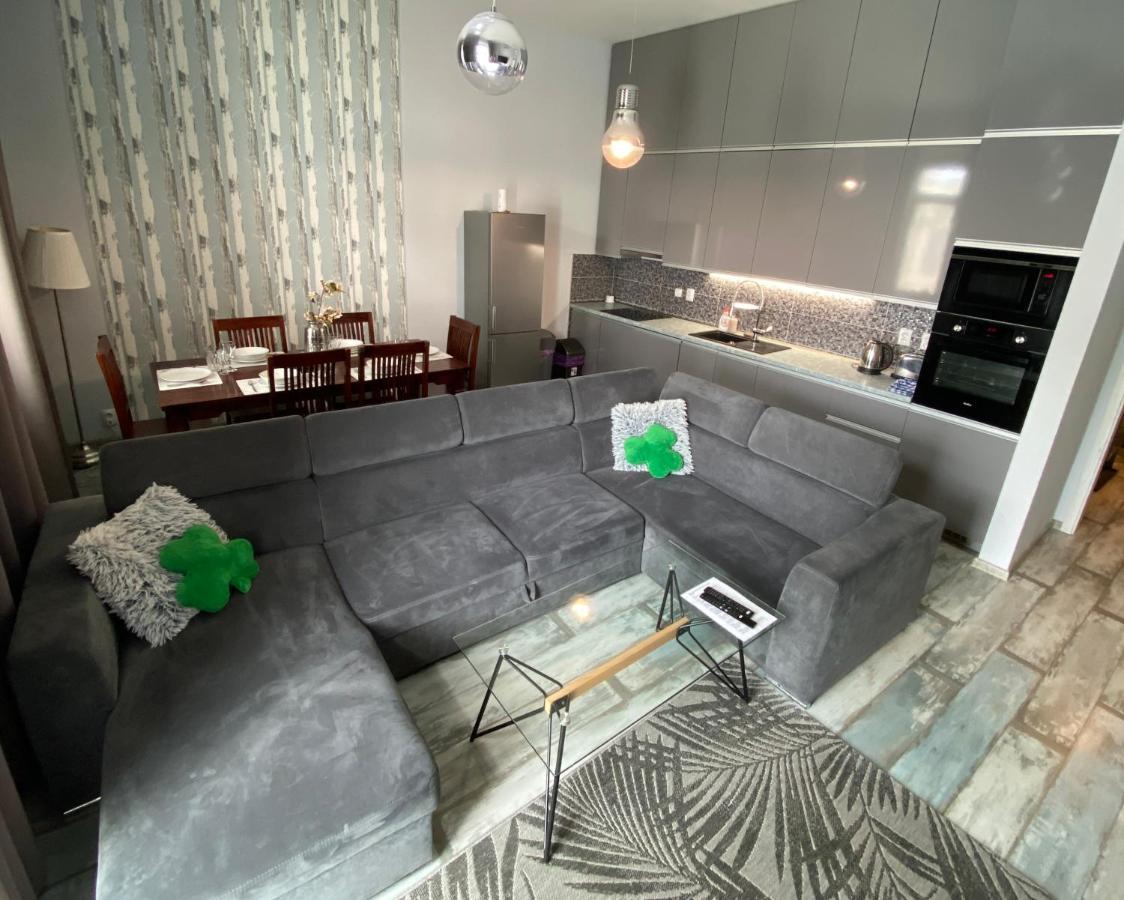 Royal City Centre Apartment 포프라트 외부 사진