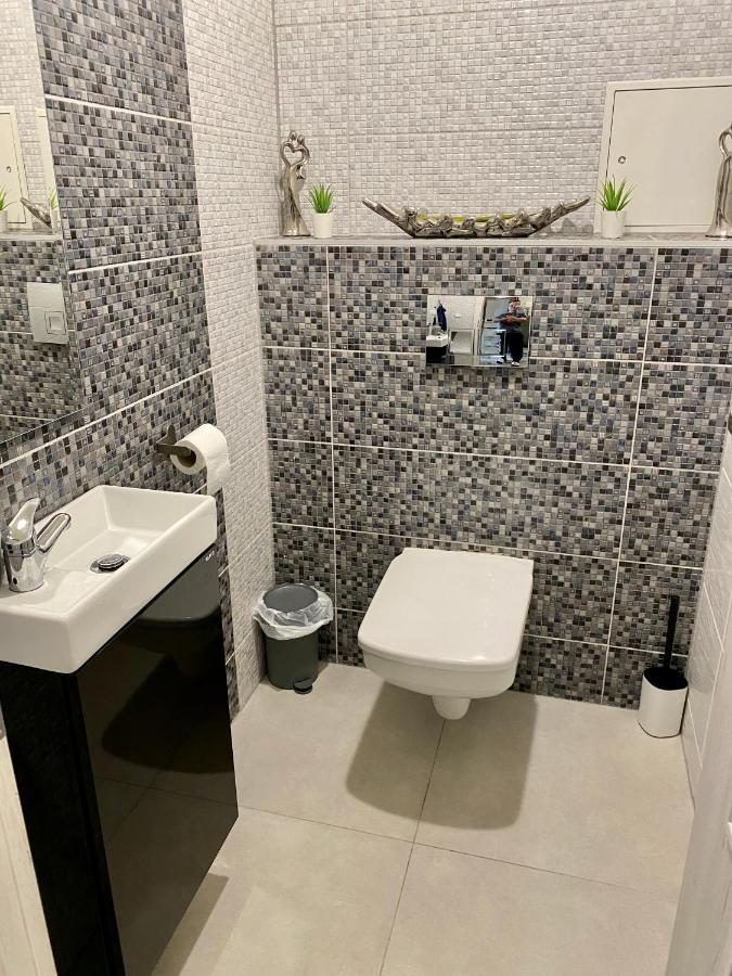 Royal City Centre Apartment 포프라트 외부 사진