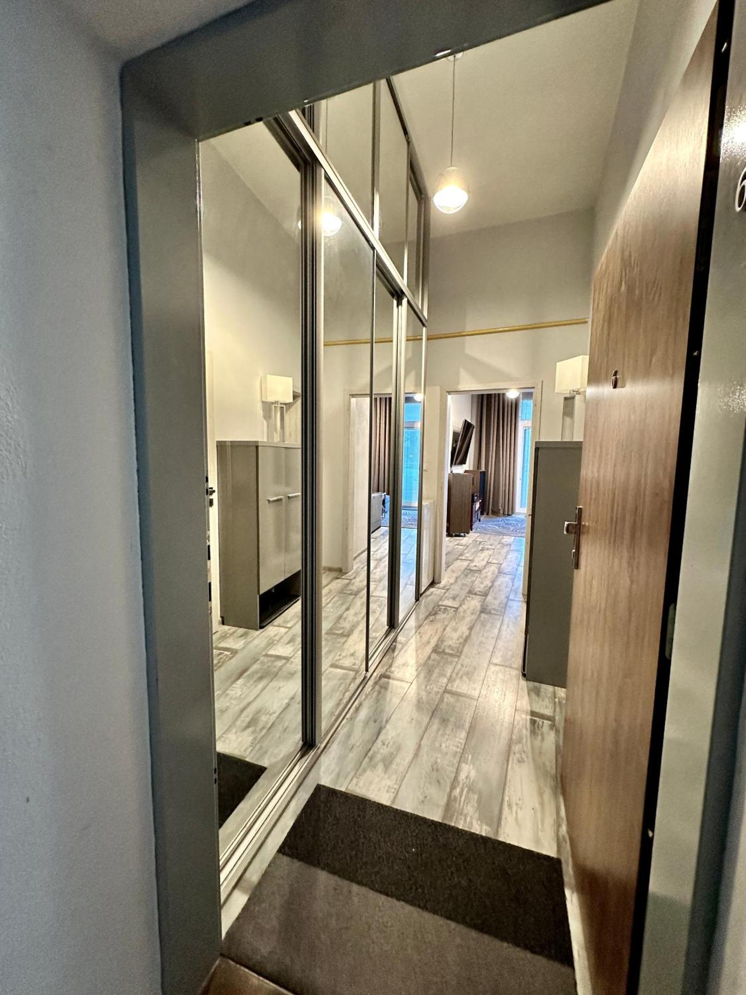 Royal City Centre Apartment 포프라트 외부 사진