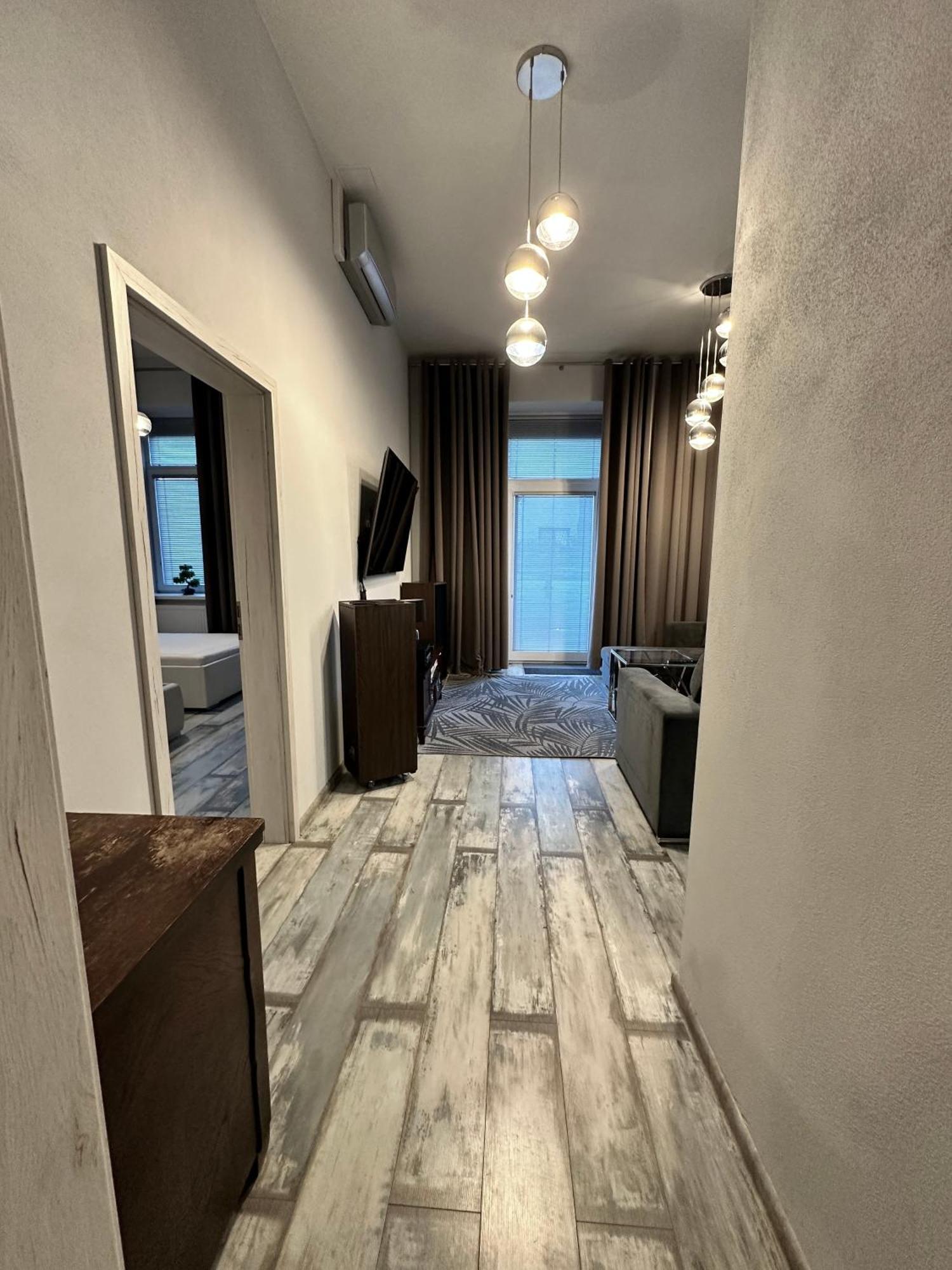 Royal City Centre Apartment 포프라트 외부 사진