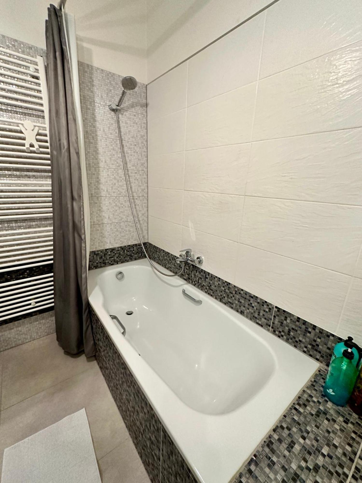 Royal City Centre Apartment 포프라트 외부 사진