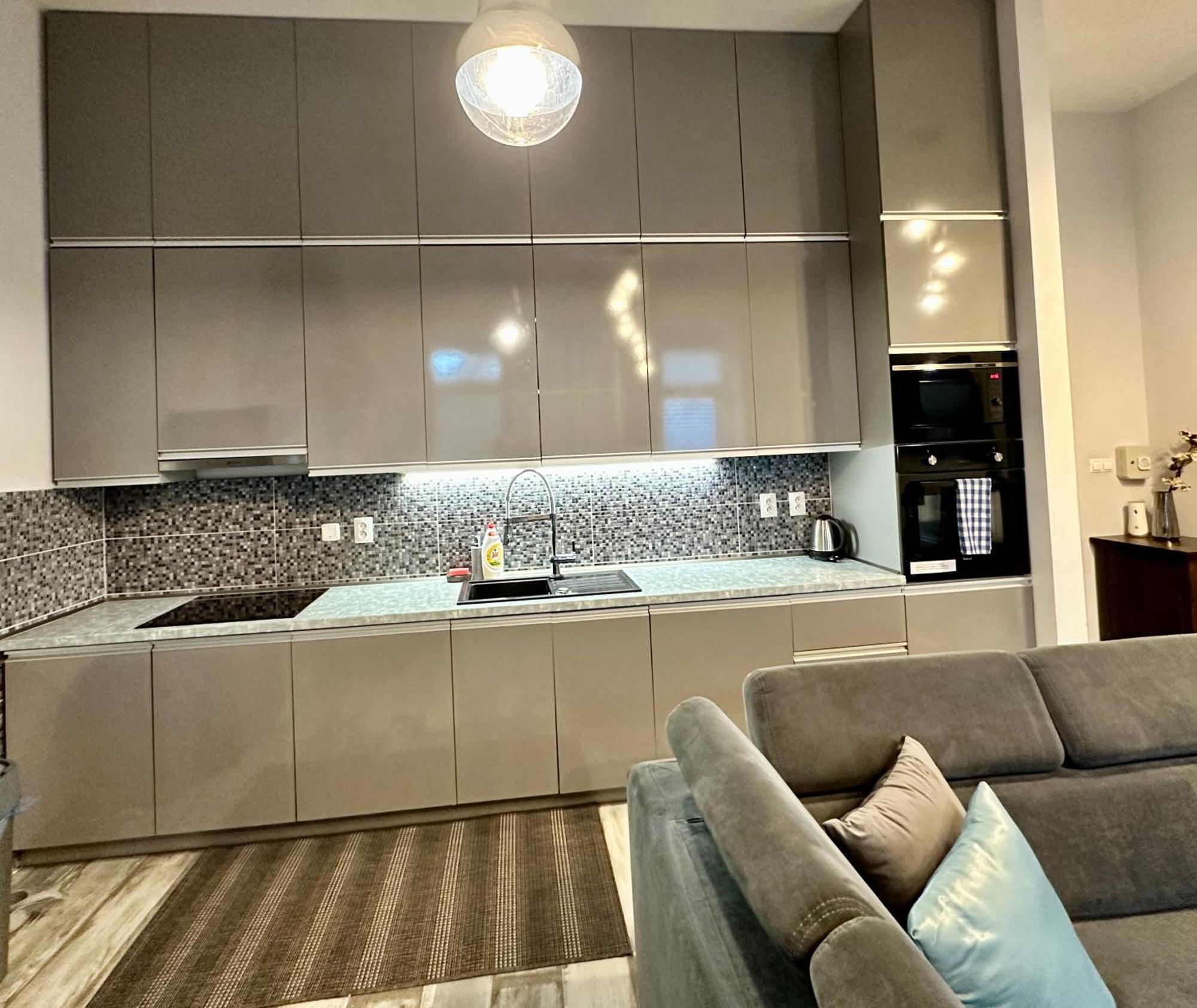 Royal City Centre Apartment 포프라트 외부 사진
