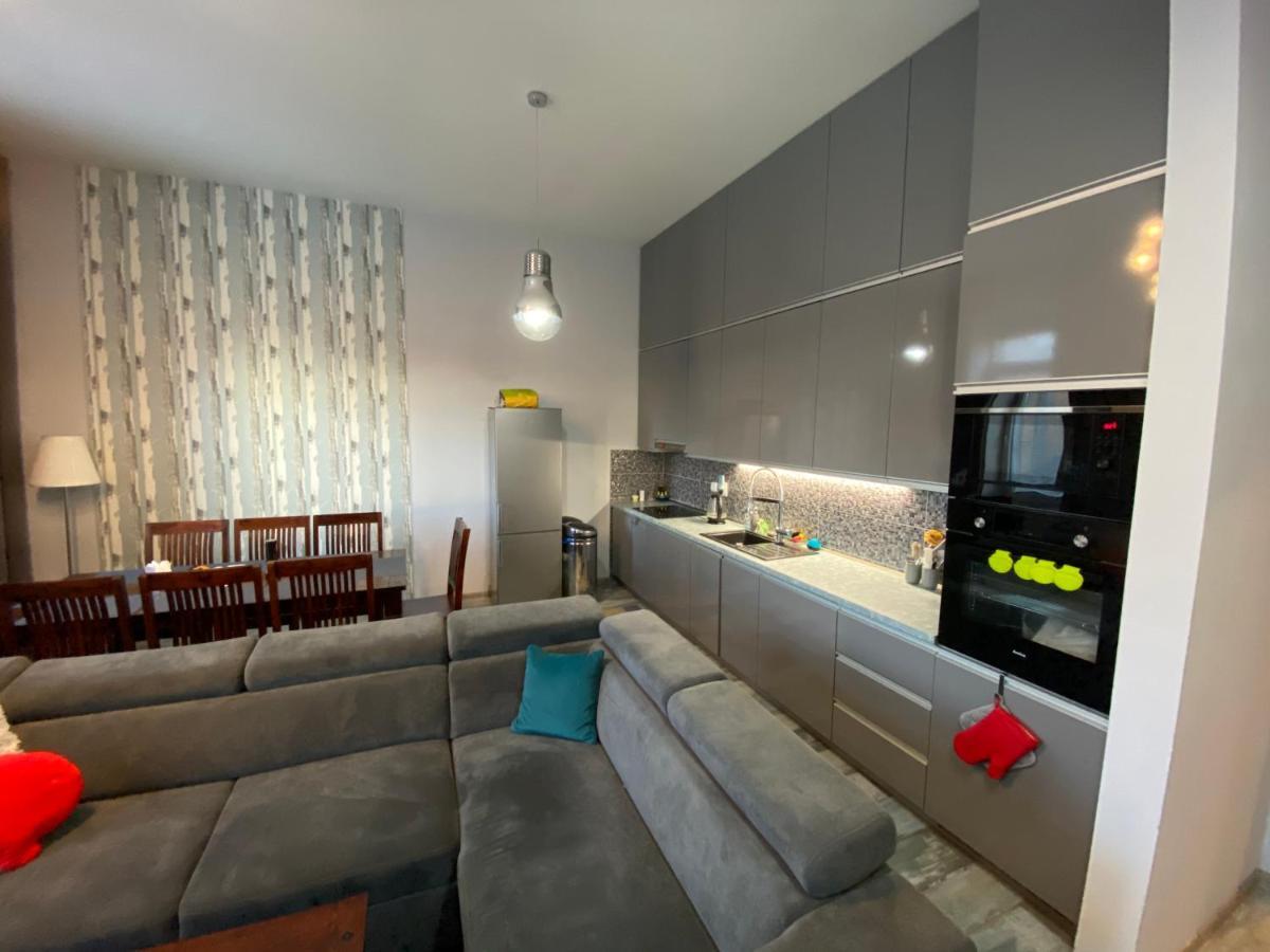Royal City Centre Apartment 포프라트 외부 사진